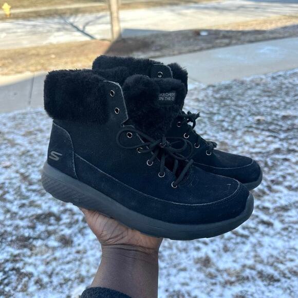 Skechers On The Go Gen 5 Women’s Faux Fur Lined Leather Winter Boots Size 8.5 - Picture 10 of 13